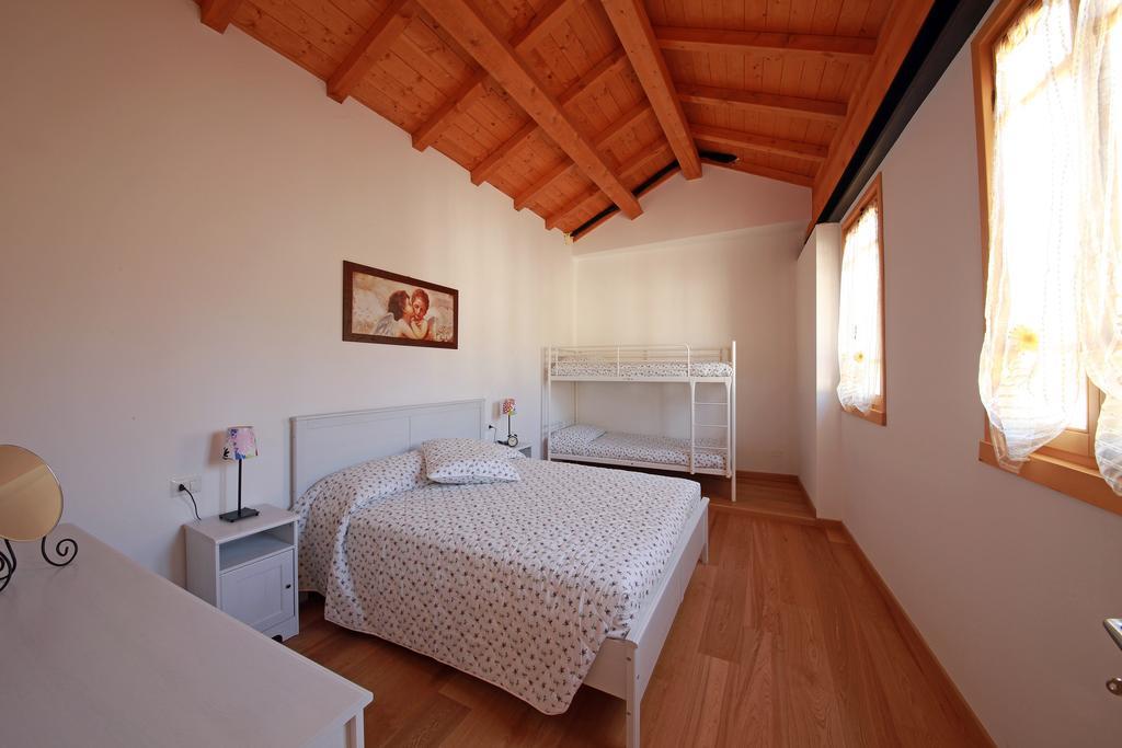 Villa Agriturismo La Scala Saló Zimmer foto